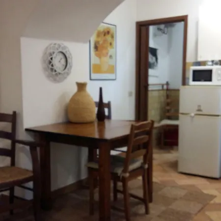 Dom wakacyjny Casa Vacanze A Castello Castel Gandolfo